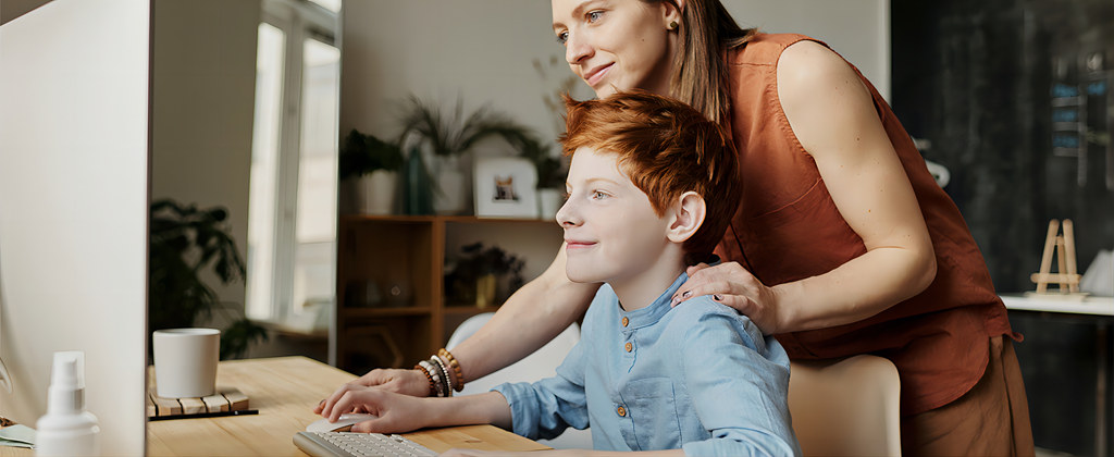 Best Tech Gadget Mother's Day Gifts